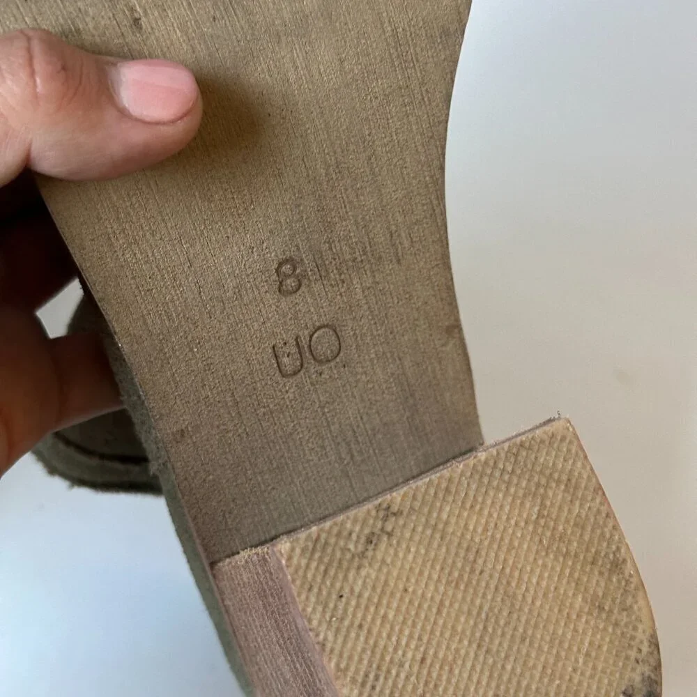 Urban Outfitters Suede Tan Ankle Boot Size 8